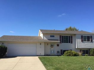 103 N Chris St, Worthing, SD 57077