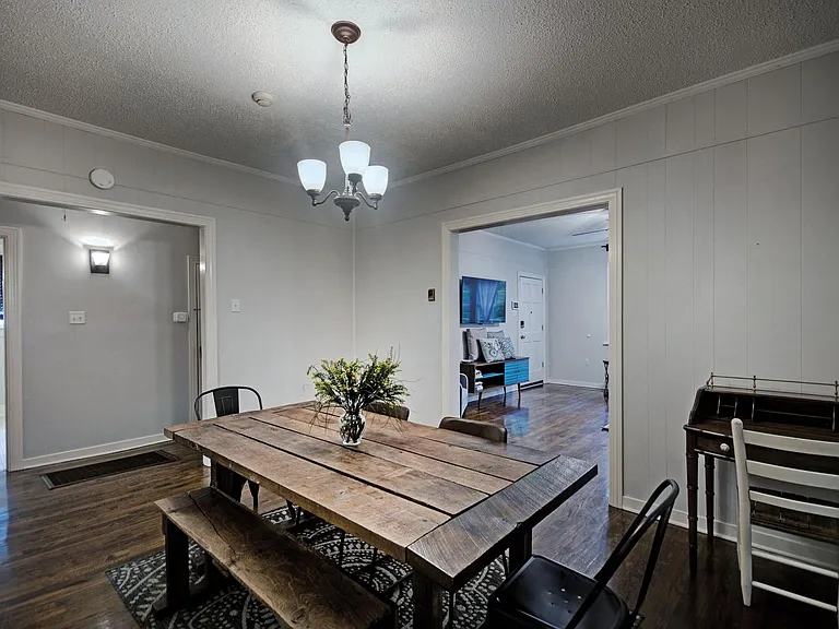420 Hartfield St — Photo 16