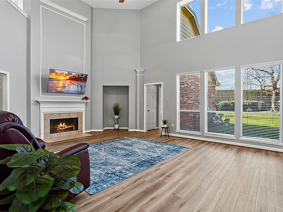 5th image of 1131 Windsor Chase Ln