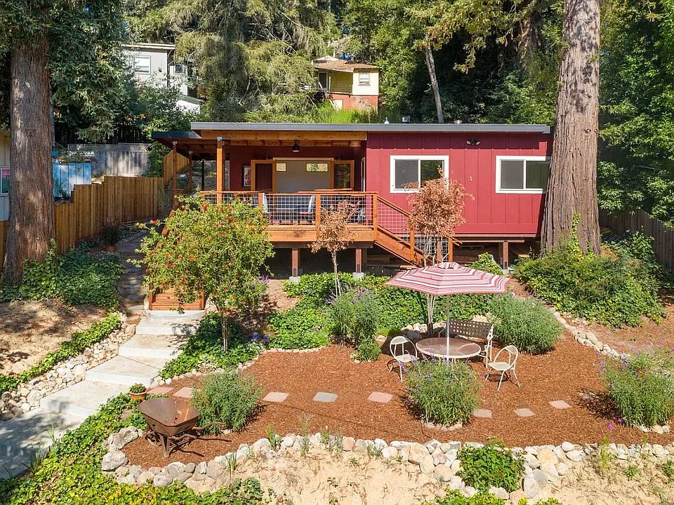 1st image of 530 Manzanita Ave