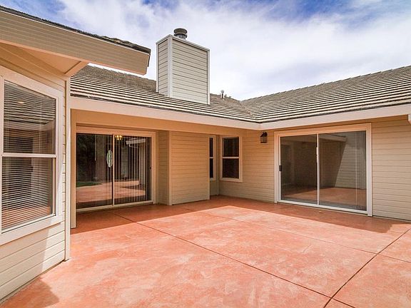 4th image of 3272 Stonegate Dr