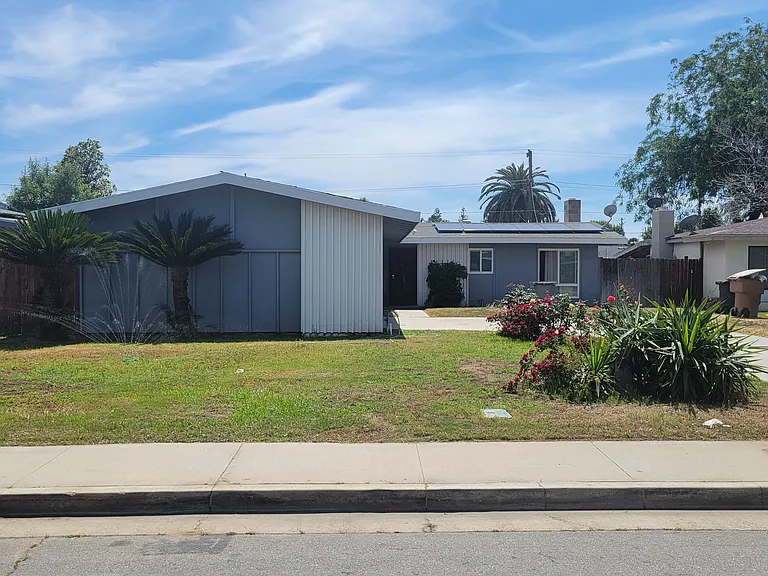 2313 San Lorenzo Ave — Photo 1