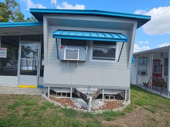 6028 Minerva St #93, Zephyrhills, FL 33542