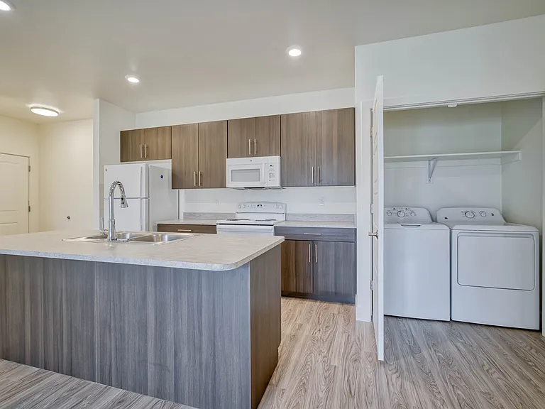 Eden Apartments — Photo 107