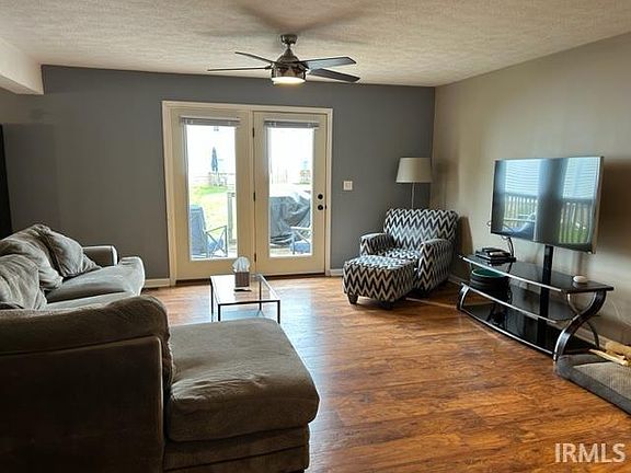 3rd image of 1407 W Westwind Ct
