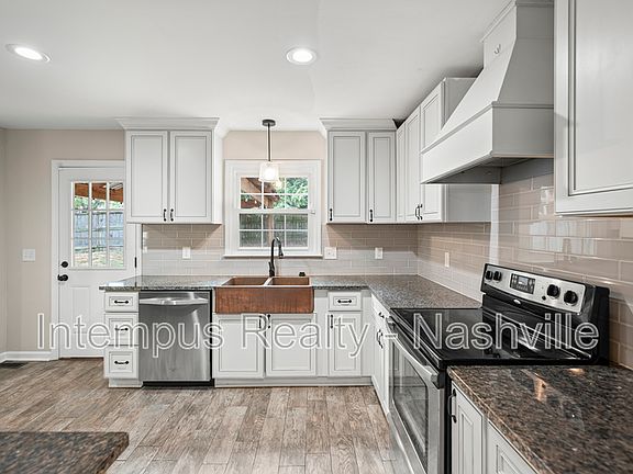 5th image of 547 Hopewood Ct