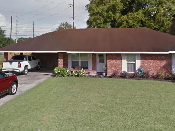 101 Montgomery Dr, Lafayette, LA 70506