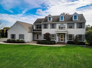 S60W23955 Coyote Xing, Waukesha, WI 53189