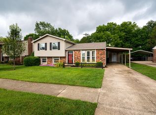 9801 Stanalouise Dr, Louisville, KY 40291