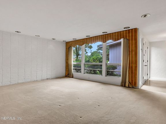 5th image of 6813 SAN SABASTIAN Avenue