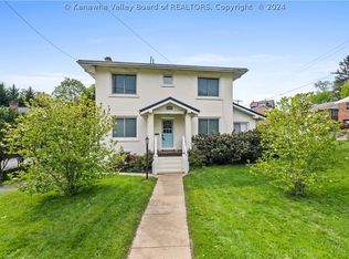 1001 Oakmont Rd, Charleston, WV 25314