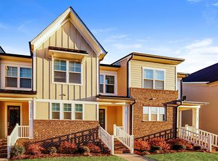 114 Glencoe Ln #105, Mooresville, NC 28117