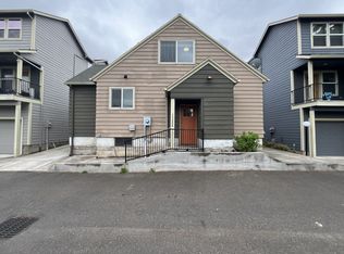 13208 NE Glisan St, Portland, OR 97230