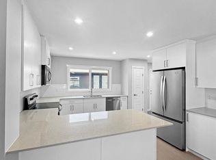 17668 69a St SW, Edmonton, AB T6X0S5