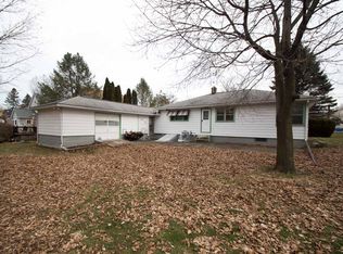 35 N Main St, Manchester, NY 14504
