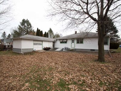 35 N Main St, Manchester, NY, 14504