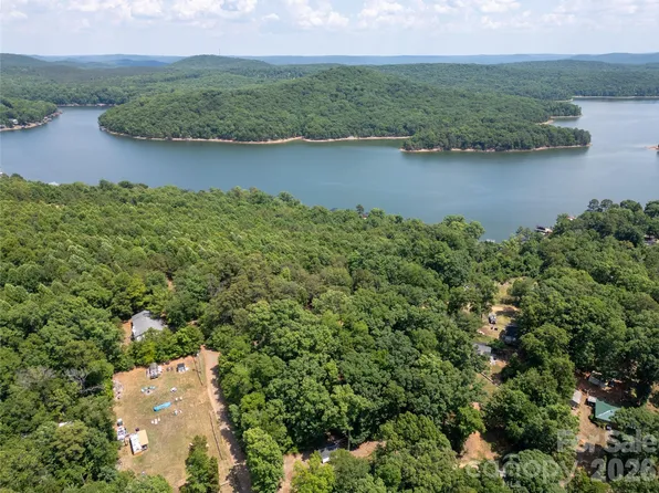 109 Pine Ln #606, New London, NC 28127