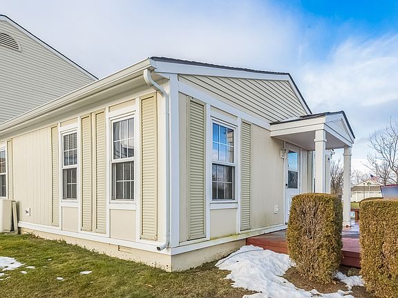 3rd image of 23066 Cranbrooke Ln #379
