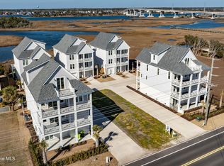 607 S Topsail Dr #B, Surf City, NC 28445