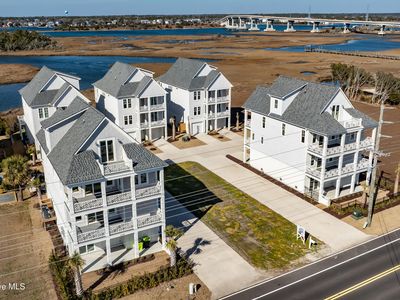 607 S Topsail Drive #B, Surf City, NC, 28445