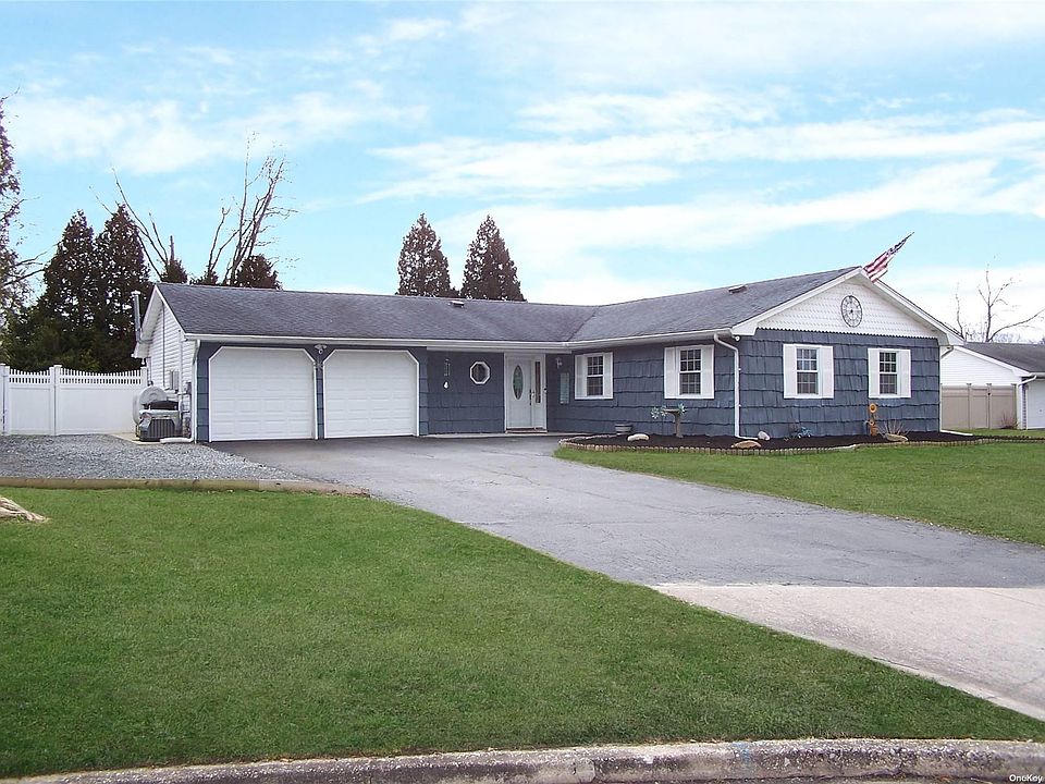 1st image of 6 Edieann Court
