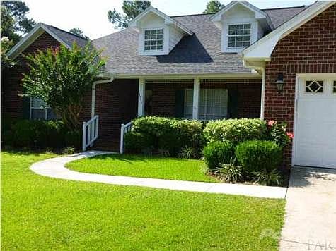 Beautiful manicured entry