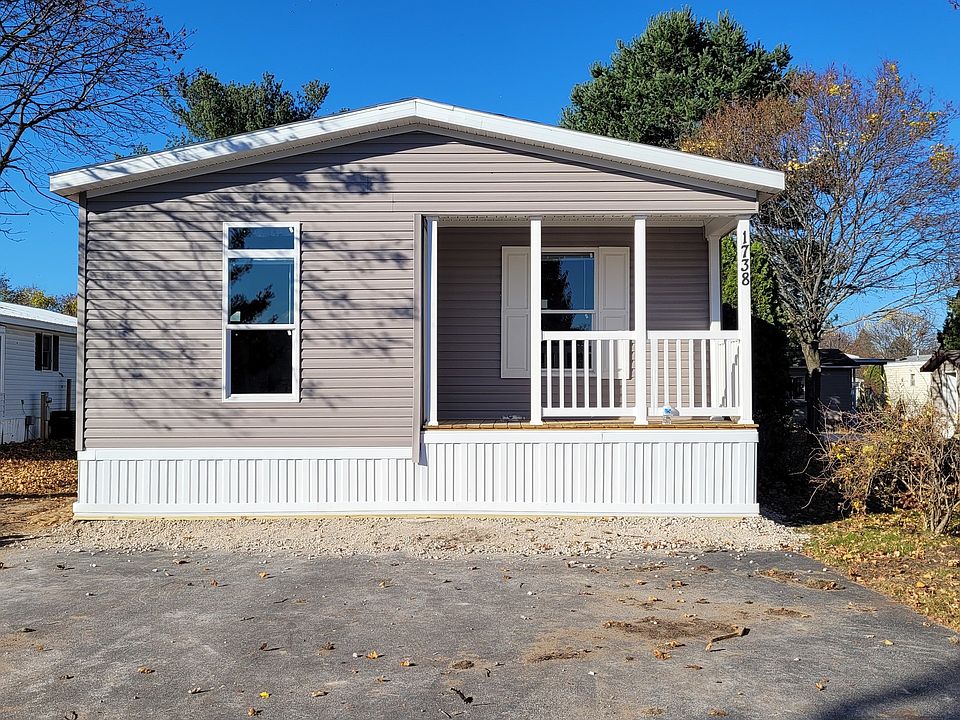 1st image of 1585 Ray Blvd #479