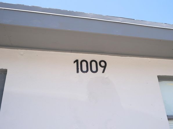 1009 9th St APT 1