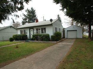 8206 NE Humboldt St, Portland, OR 97220