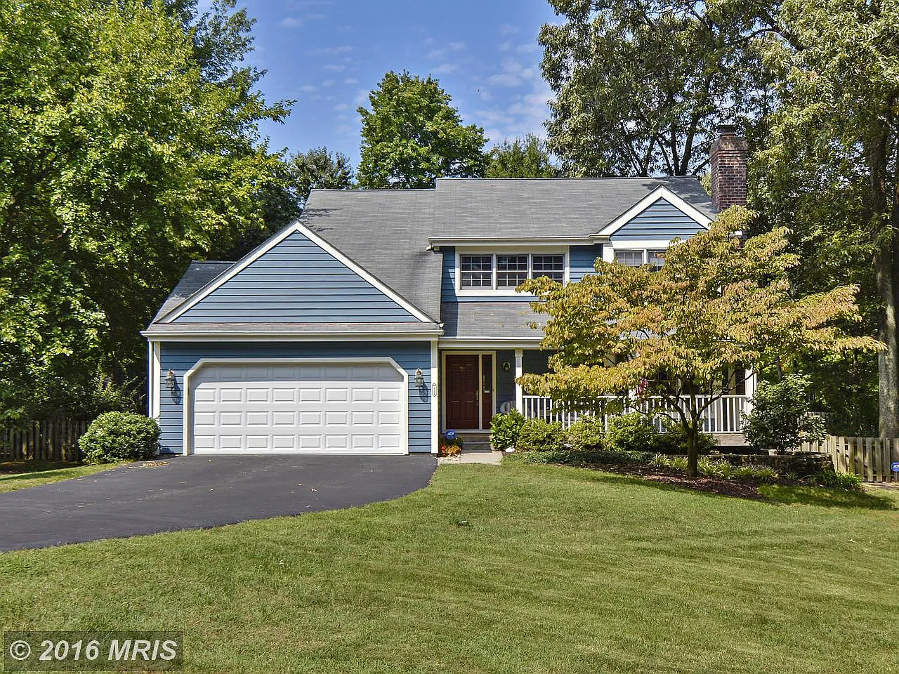 1302 Water Oak Dr photo 1