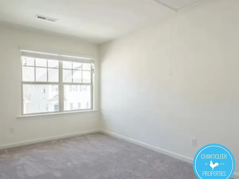 5830 Crestlawn Ct #1 — Photo 15