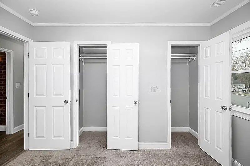 1st image of 607 Westwood Cir #4