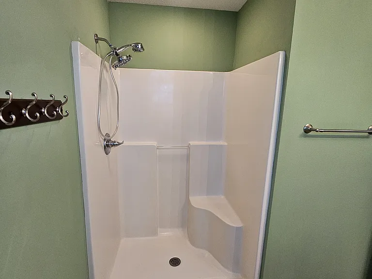 311 Dahlquist Dr — Photo 5