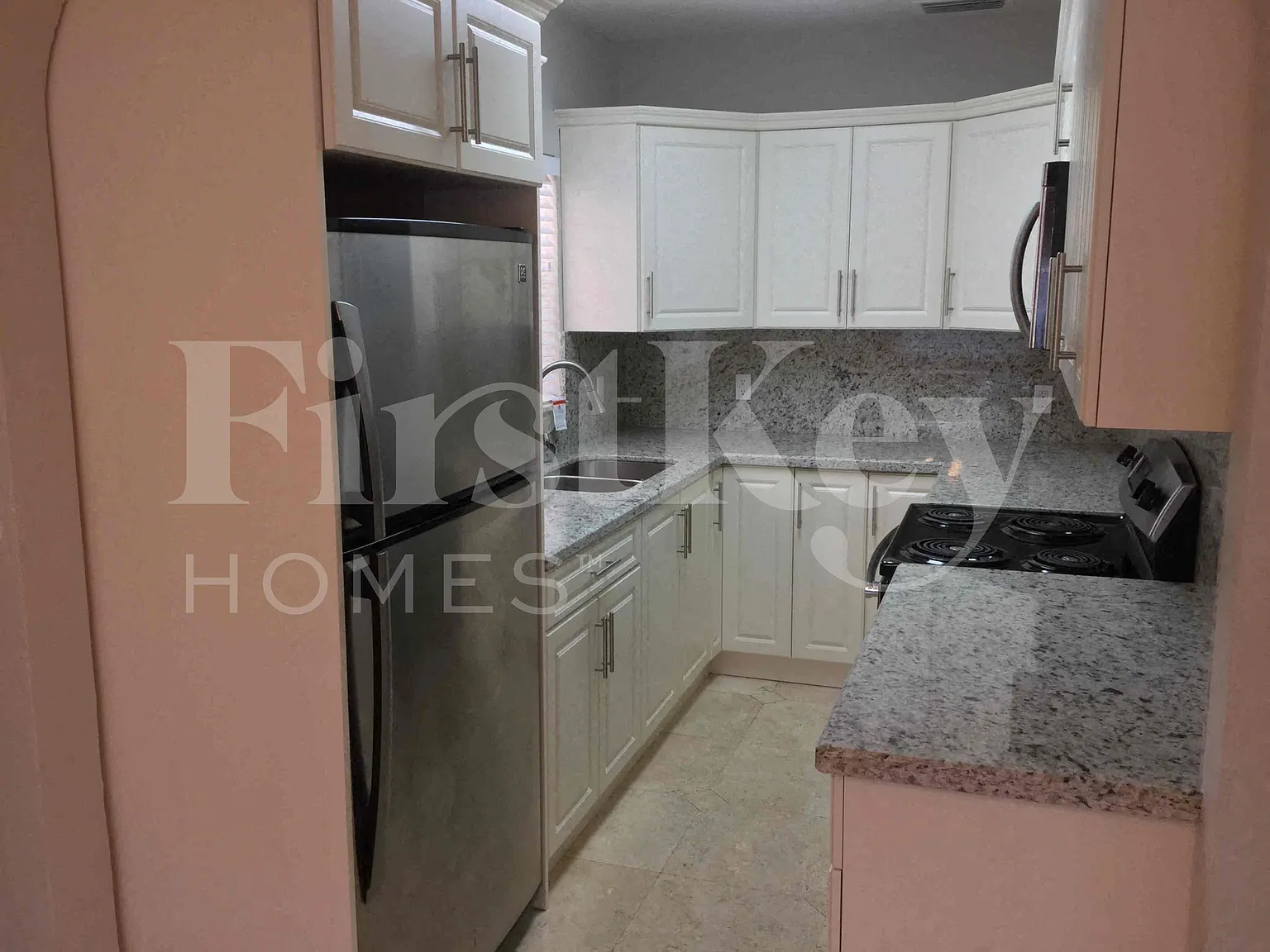 4 bed, 2.0 bath, 1276 sqft, $3,275 — Photo 4