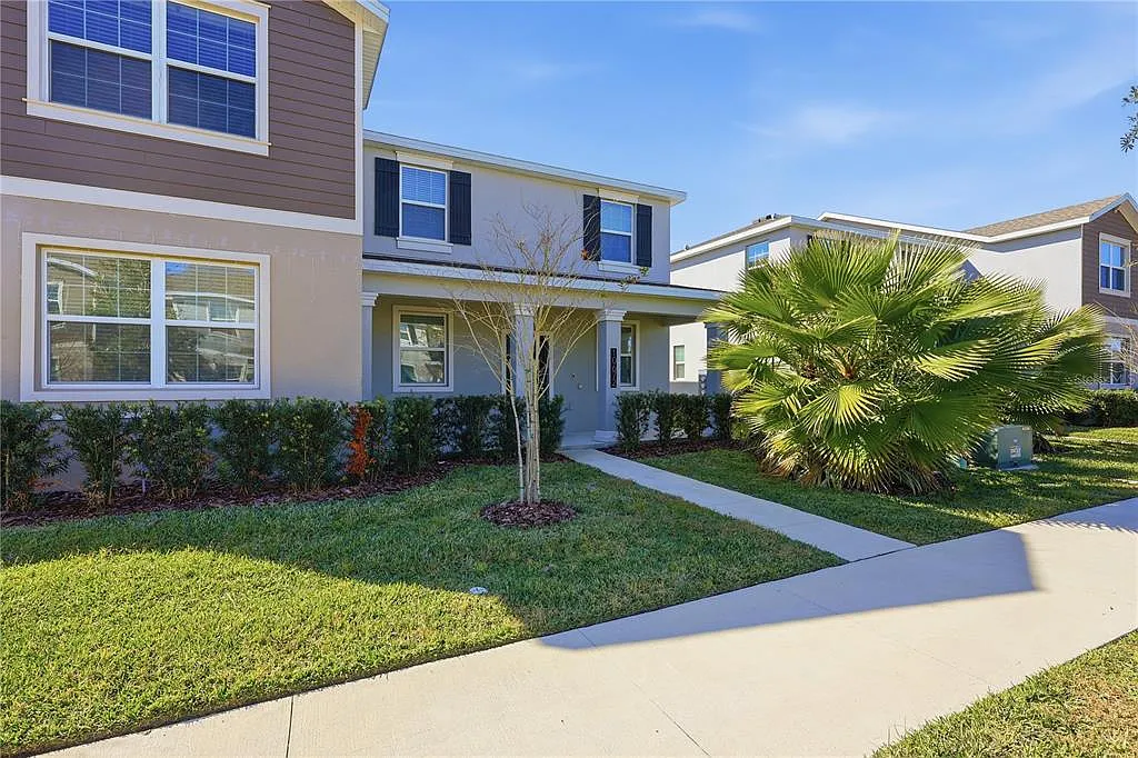 3 bed, 2.5 bath, 1755 sqft, $2,750 — Photo 2