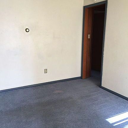 5th image of 5711 NW Euclid Ave