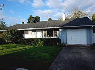 9745 SW Inglewood Ct, Portland, OR 97225