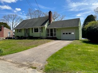 24 Lynn Dr, Preston, CT 06365