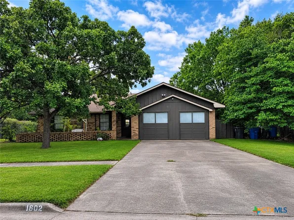 1602 Nimitz Cir, Killeen, TX 76543