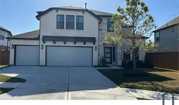 21107 Bella Coral Dr