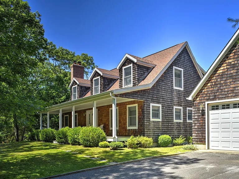 21 Kingstown Ave — Photo 3