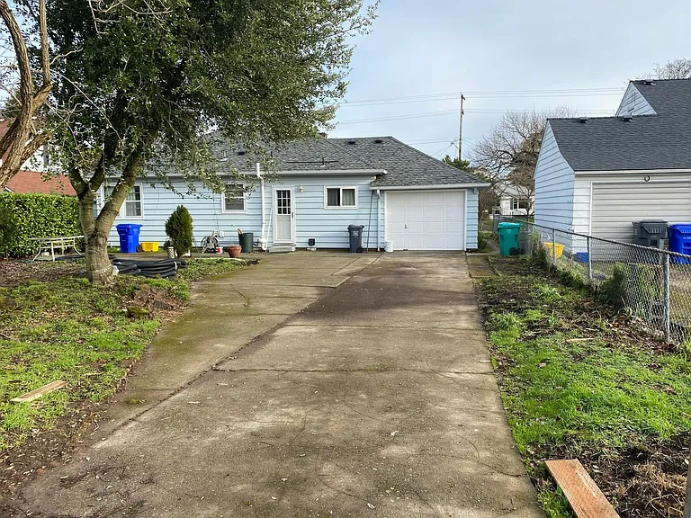 6144 N Willamette Blvd — Photo 3