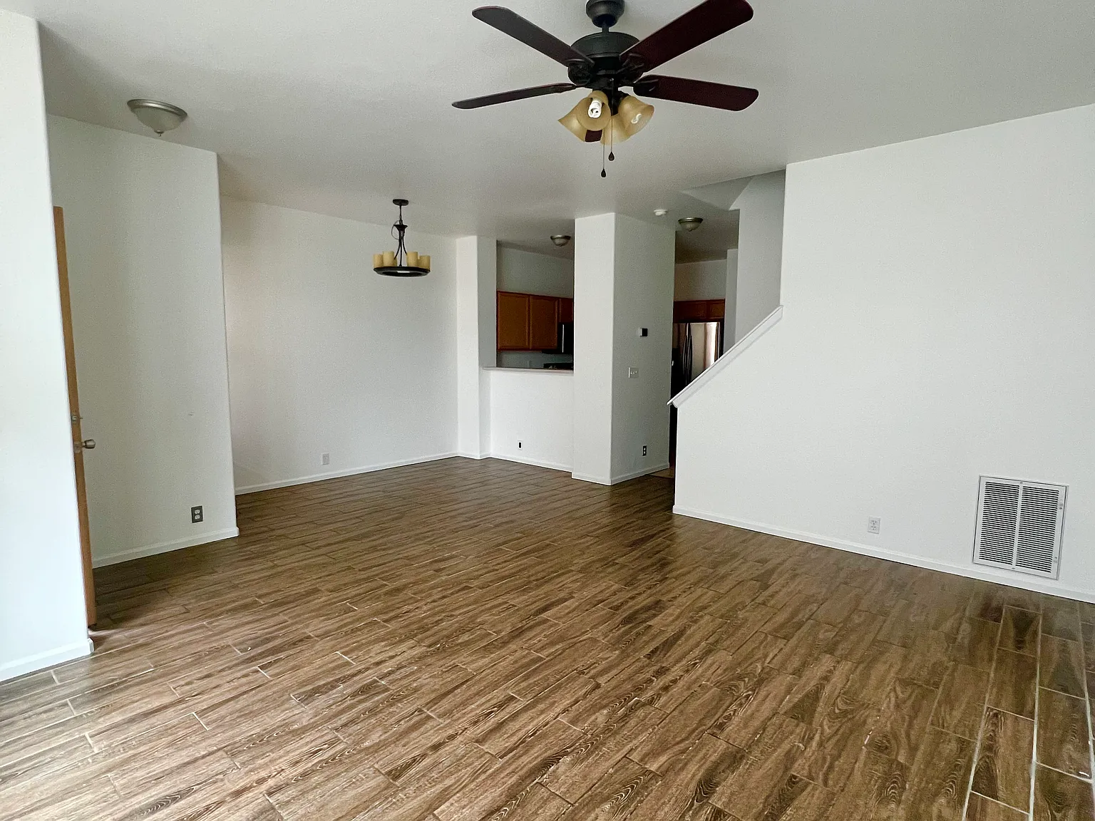 3 bed, 1486 sqft, $1,850 — Photo 4