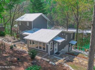 780 Indian River Boat Dock Rd, Jacksboro, TN 37757