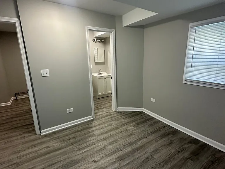 9005 S Central Ave — Photo 6