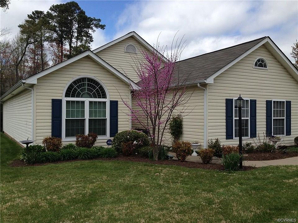 1st image of 4225 English Holly Cir
