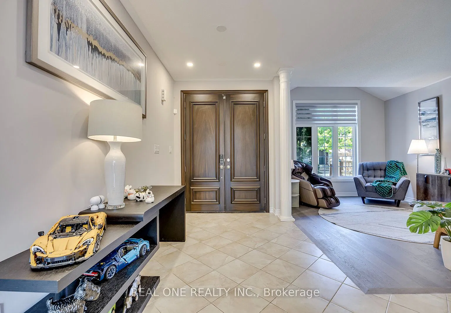 6 bed, $6,990 — Photo 3