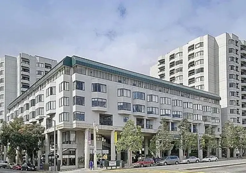 1 bed, 1.0 bath, 608 sqft, $2,700 — Photo 4