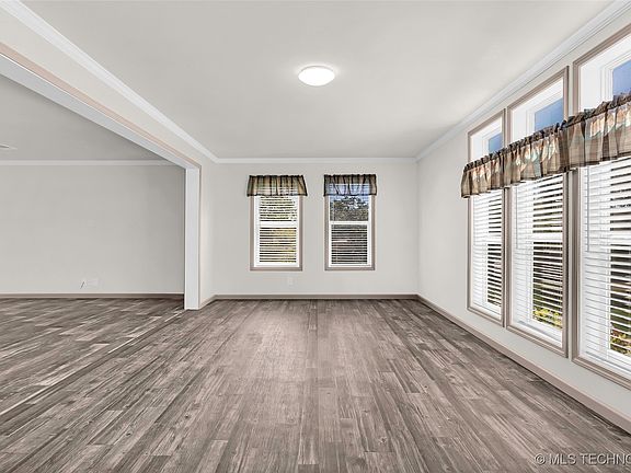 4th image of 8818 Clydesdale Ln
