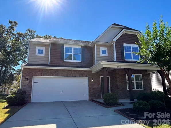 2712 Lawson Dr, Waxhaw, NC 28173